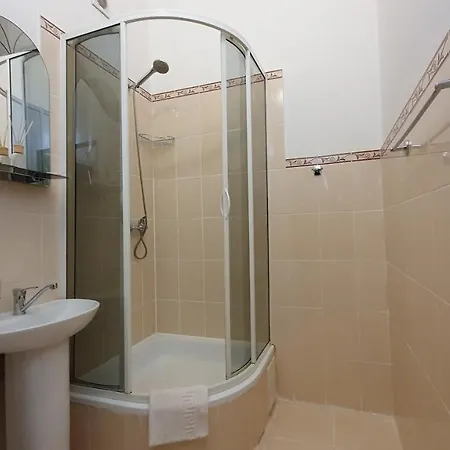 Apart-Hotel City Center Contrabas 3*