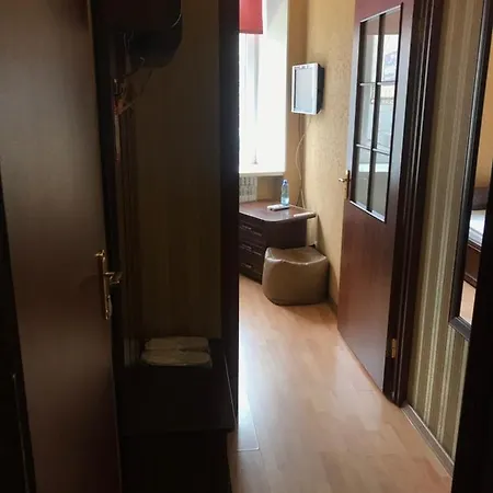 Center Contrabas Szálloda 3*