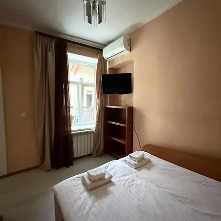 Apart-Hotel City Center Contrabas 3* Lemberg