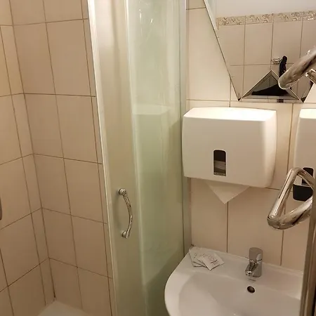 Center Contrabas Szálloda Lviv