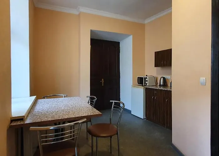 Apart-Hotel City Center Contrabas Hotell 3*