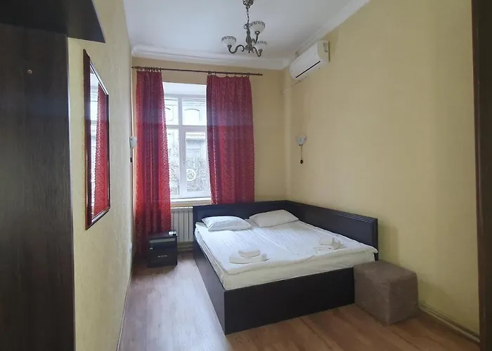 Apart-Hotel City Center Contrabas 3* Lviv