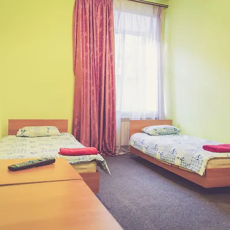 Готель Center Contrabas 3*