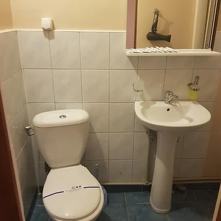 Center Contrabas Готель Львів